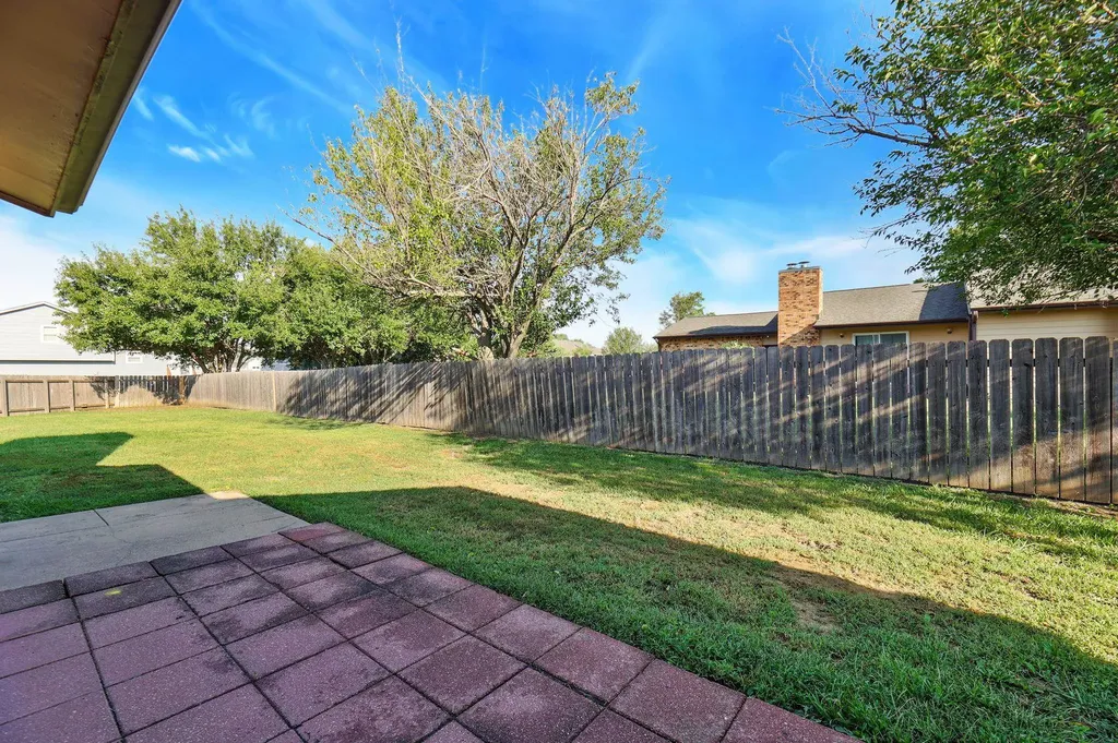 3037 N Longfellow Court Wichita KS 67226