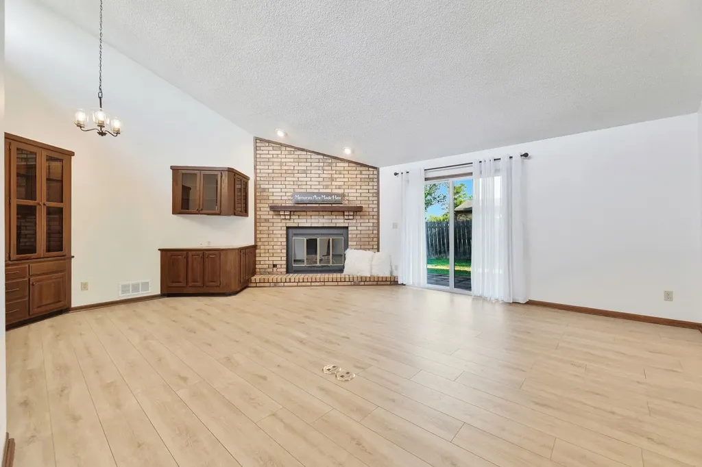 3037 N Longfellow Court Wichita KS 67226