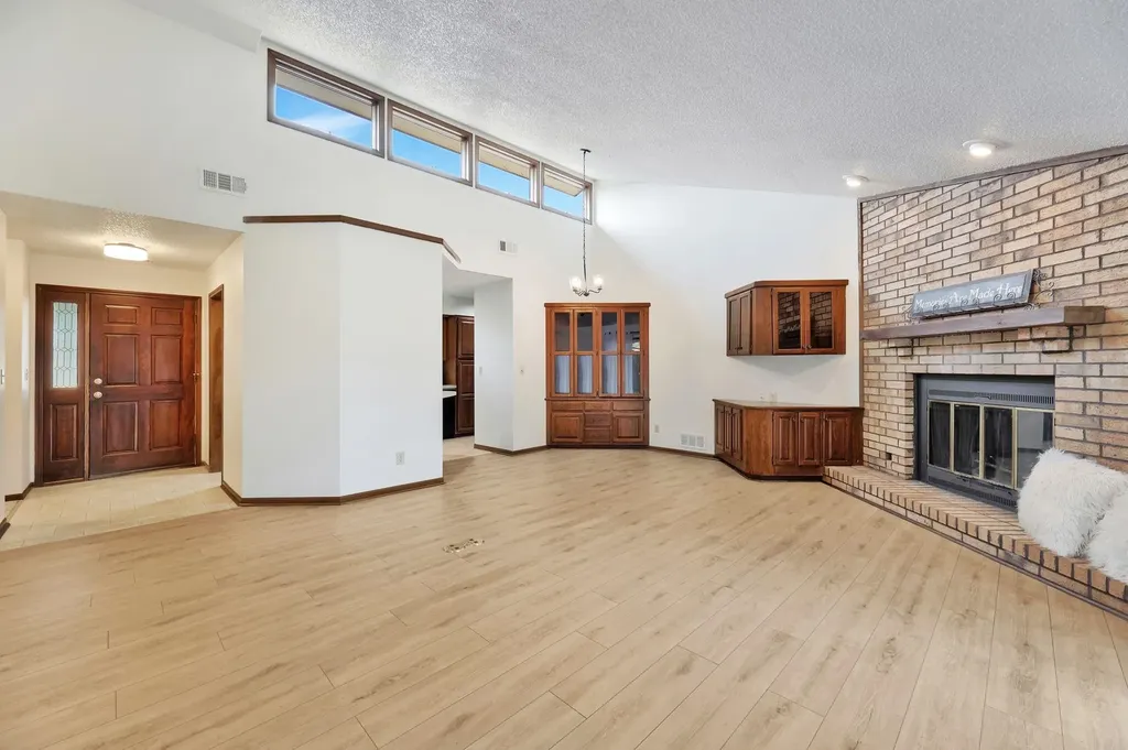 3037 N Longfellow Court Wichita KS 67226