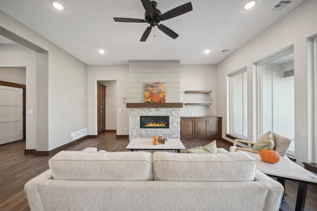 1626 S Dove Place Goddard KS 67052