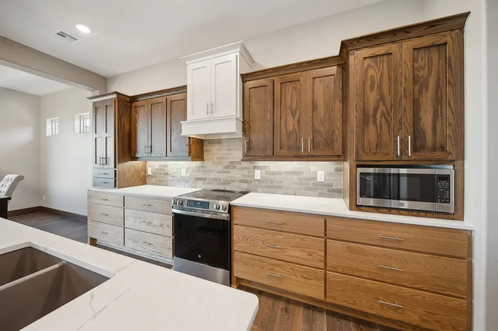 1626 S Dove Place Goddard KS 67052