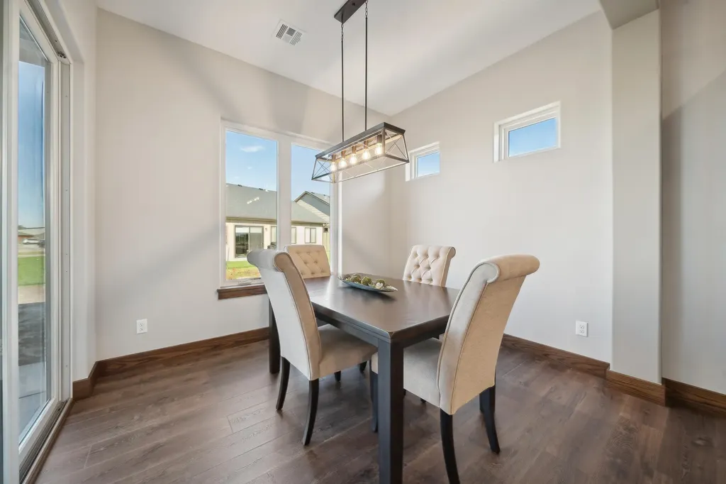1626 S Dove Place Goddard KS 67052
