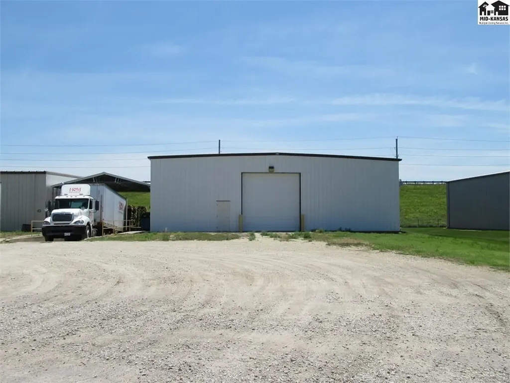 505 Wilbeck South Hutchinson KS 67505