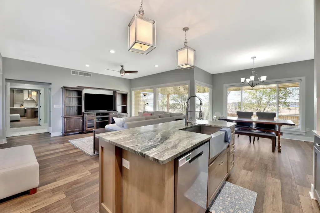 4307 N Ridge Port Street Wichita KS 67205