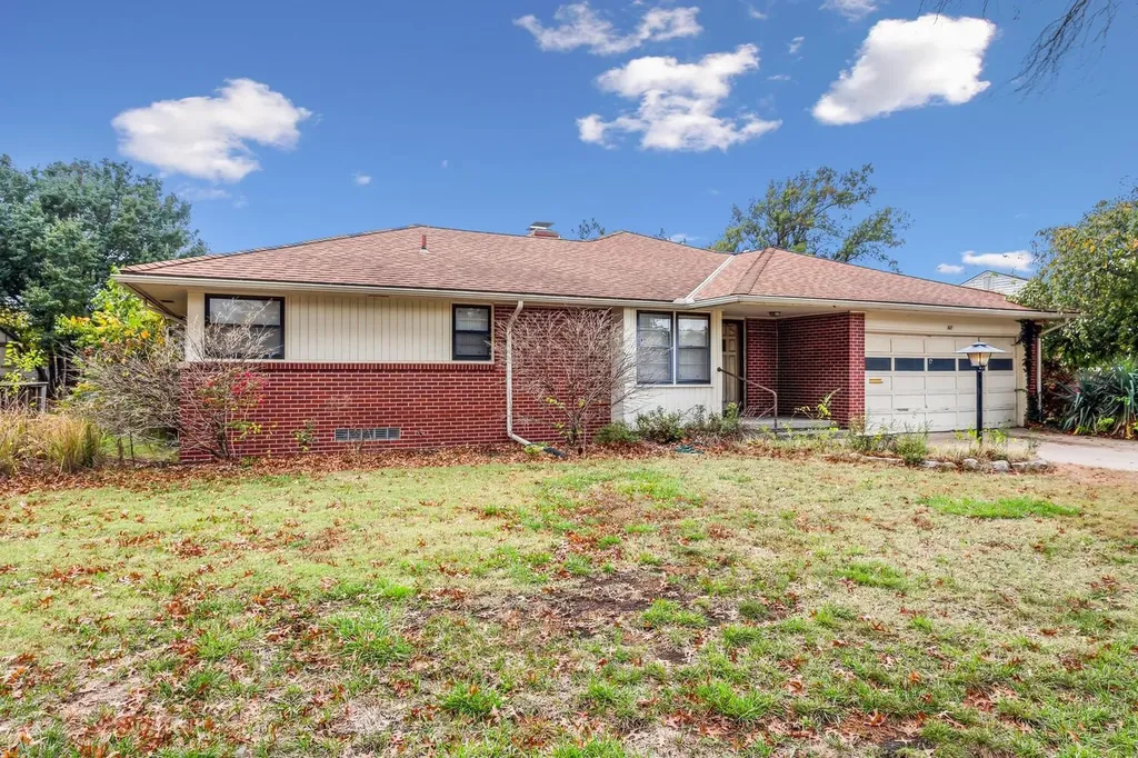 417 S Lexington Road Wichita KS 67218