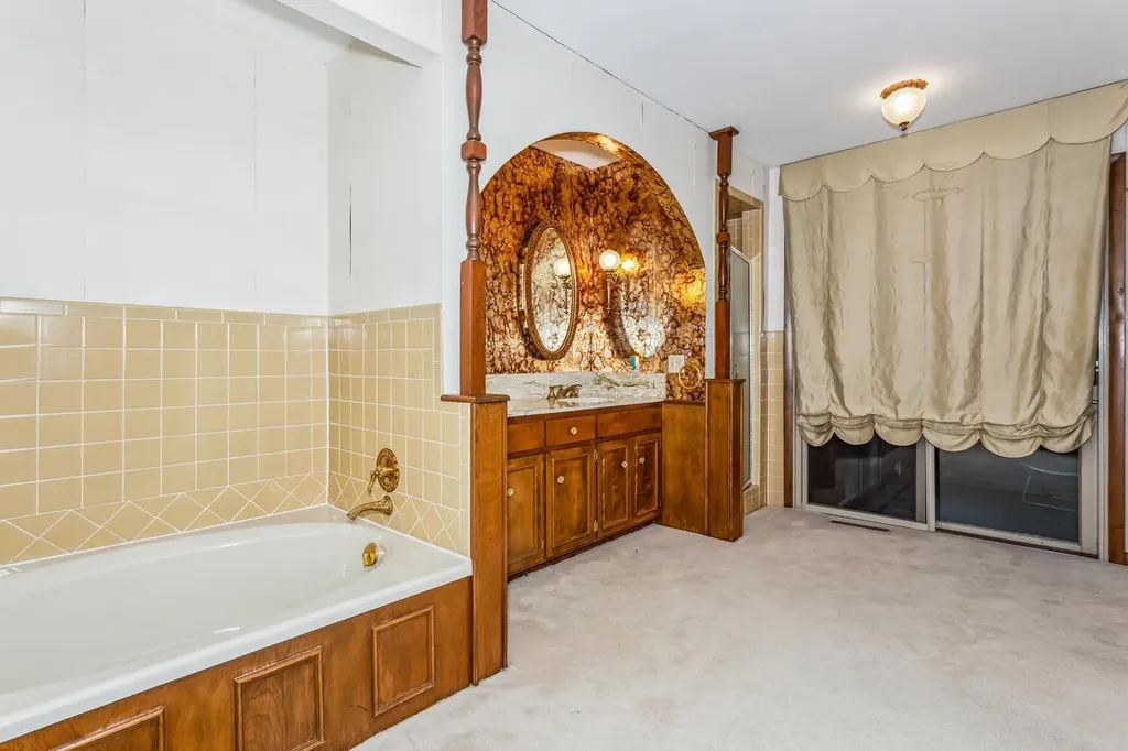 417 S Lexington Road Wichita KS 67218
