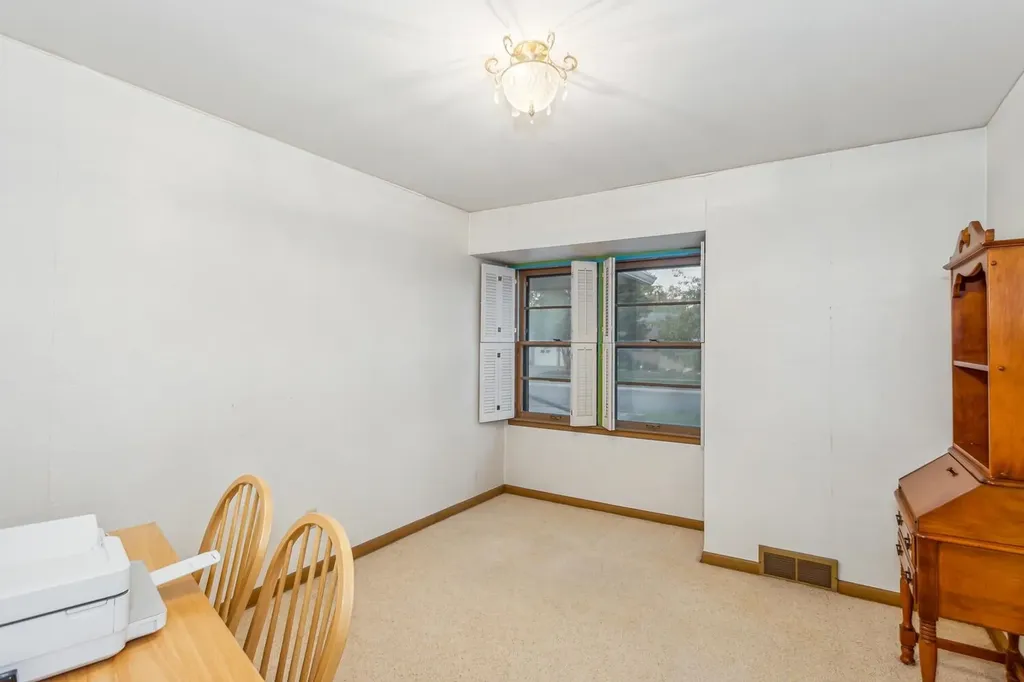 417 S Lexington Road Wichita KS 67218