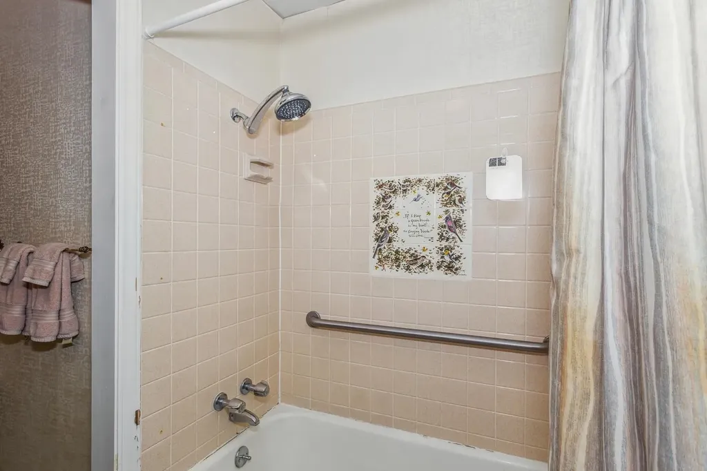 417 S Lexington Road Wichita KS 67218