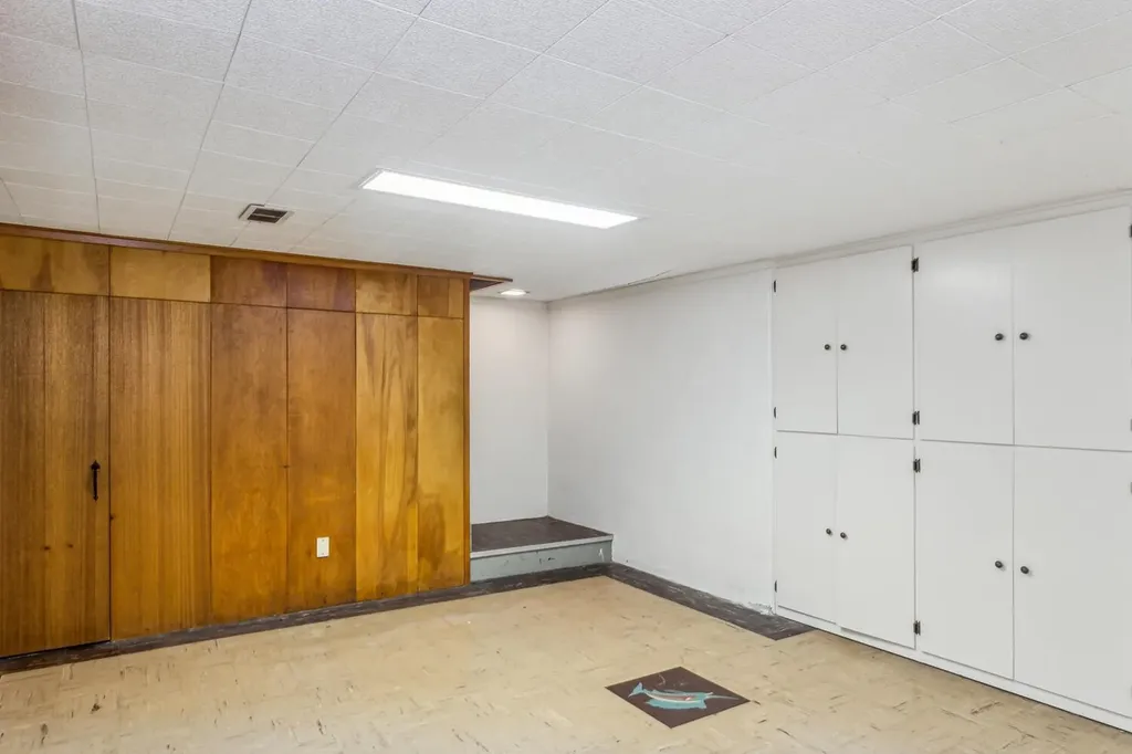 417 S Lexington Road Wichita KS 67218