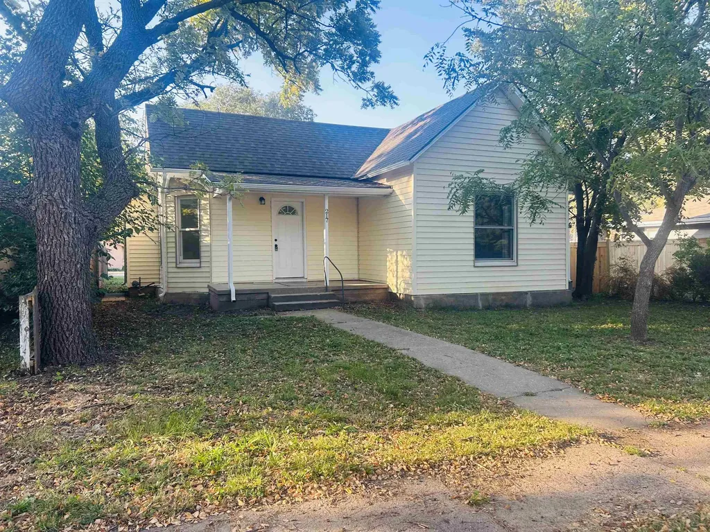 217 W Main Street Mount Hope KS 67108
