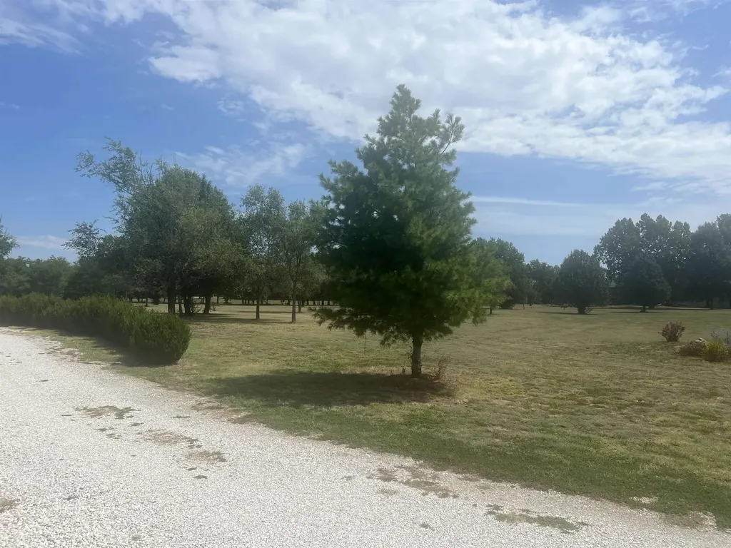 2000 E Madison Arkansas City KS 67005