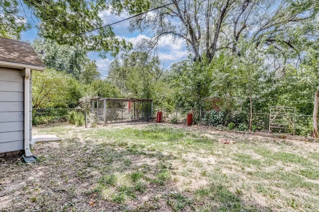 1535 E Luther Street Wichita KS 67216