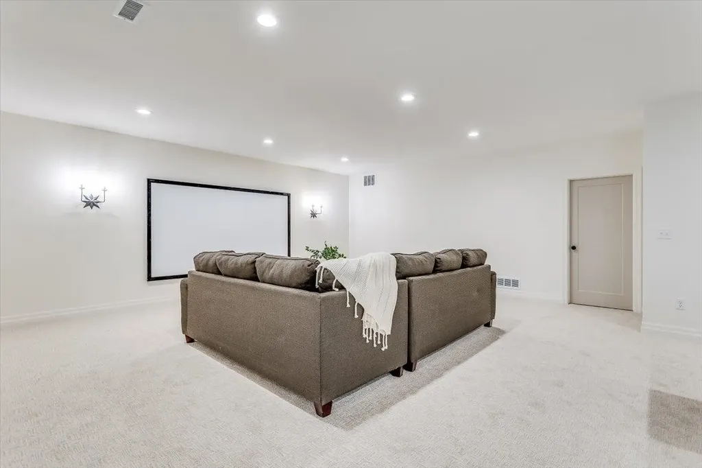264 S Ciderbluff Circle Wichita KS 67052
