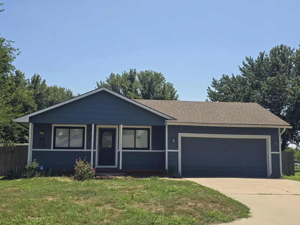 919 E Karla Avenue Haysville KS 67060