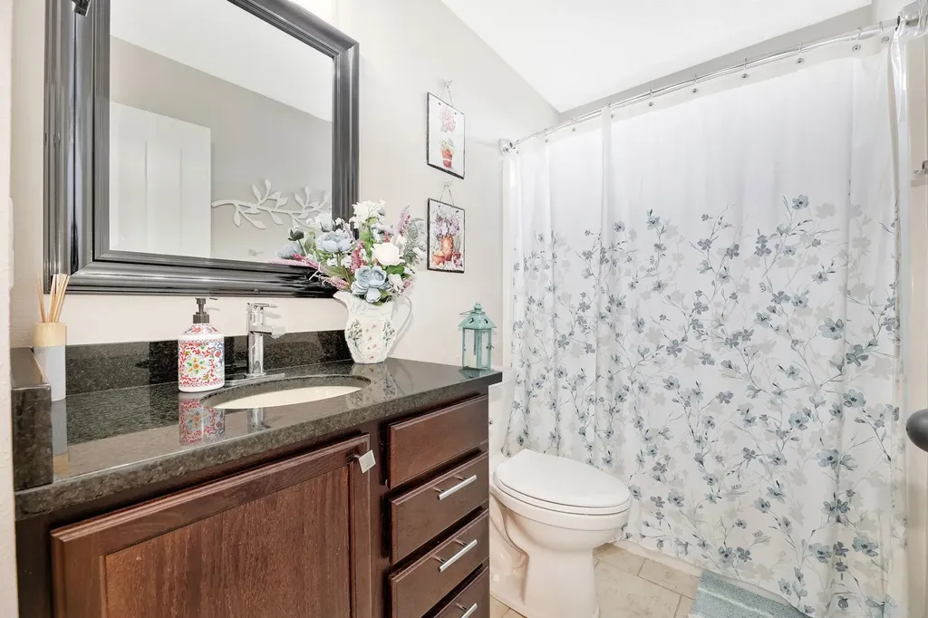 108 W Winterset Circle Goddard KS 67052