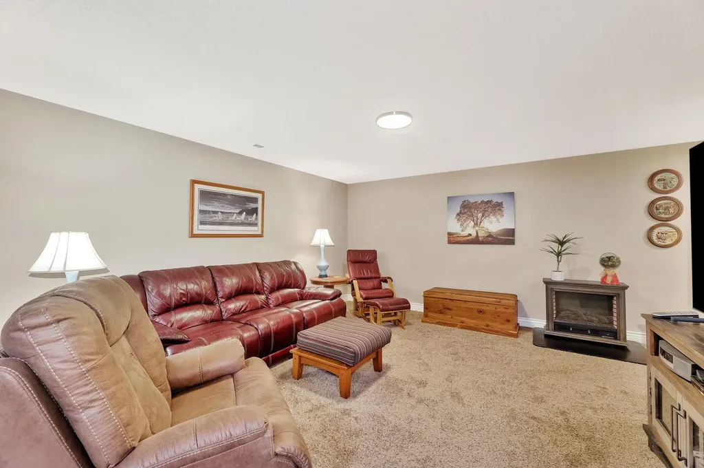 108 W Winterset Circle Goddard KS 67052