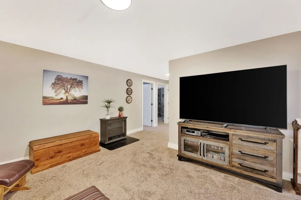 108 W Winterset Circle Goddard KS 67052