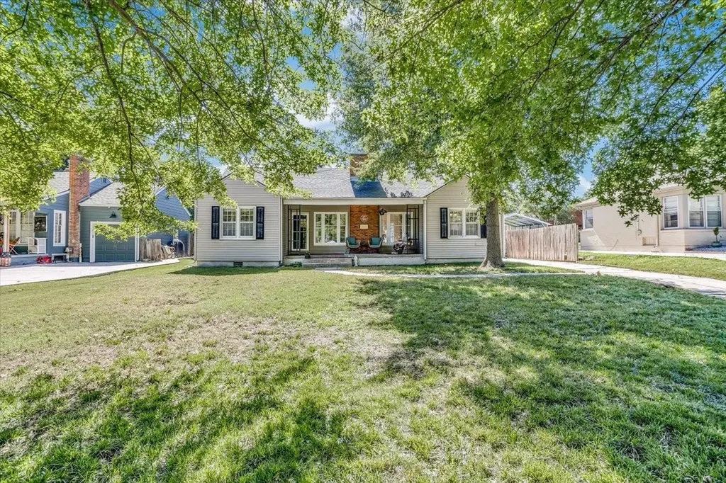 427 S Glendale Street Wichita KS 67218