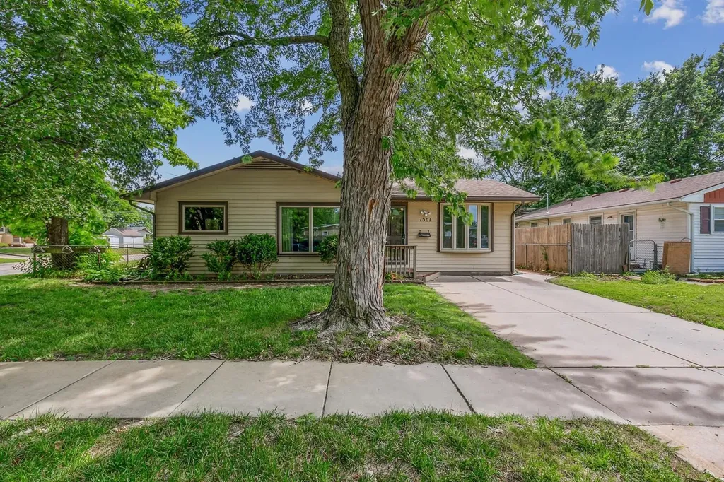 1501 W Lotus Street Wichita KS 67213