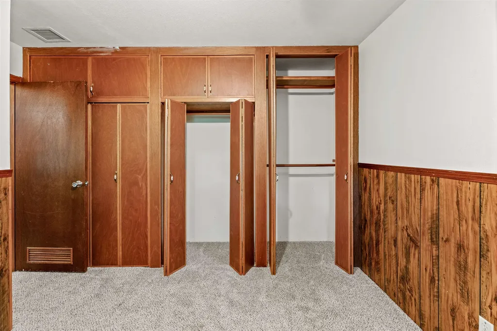 5739 N Sullivan Road Wichita KS 67204