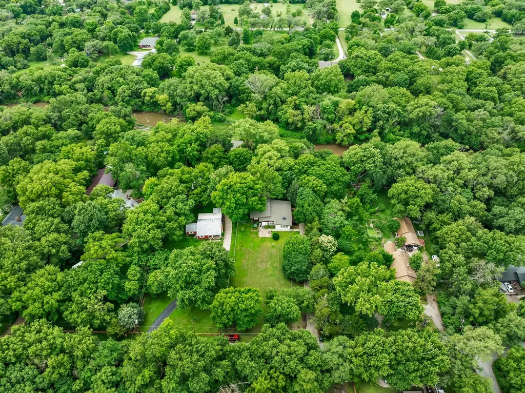 5739 N Sullivan Road Wichita KS 67204
