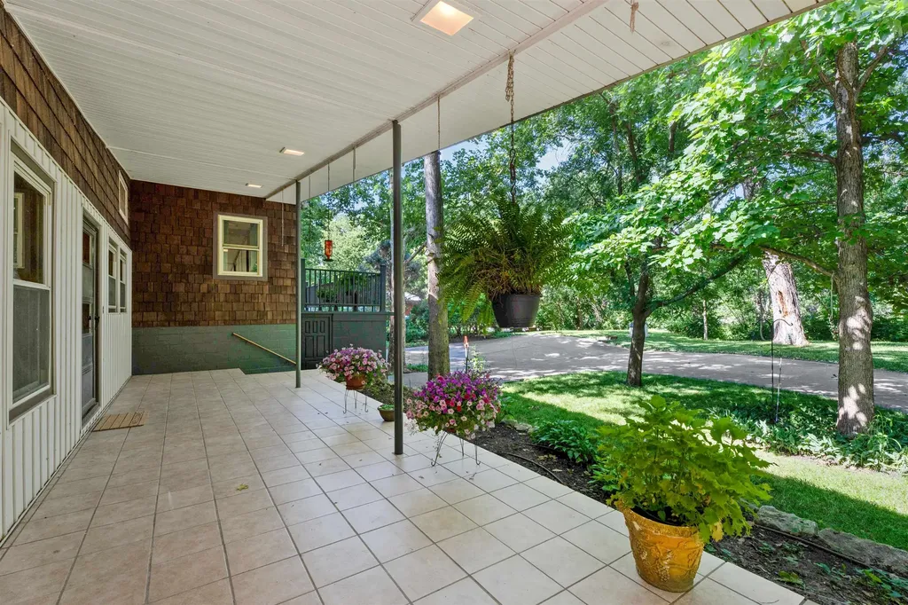 5739 N Sullivan Road Wichita KS 67204