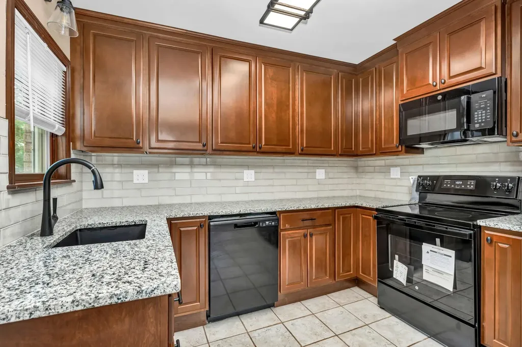 246 N Oliver Avenue Wichita KS 67208