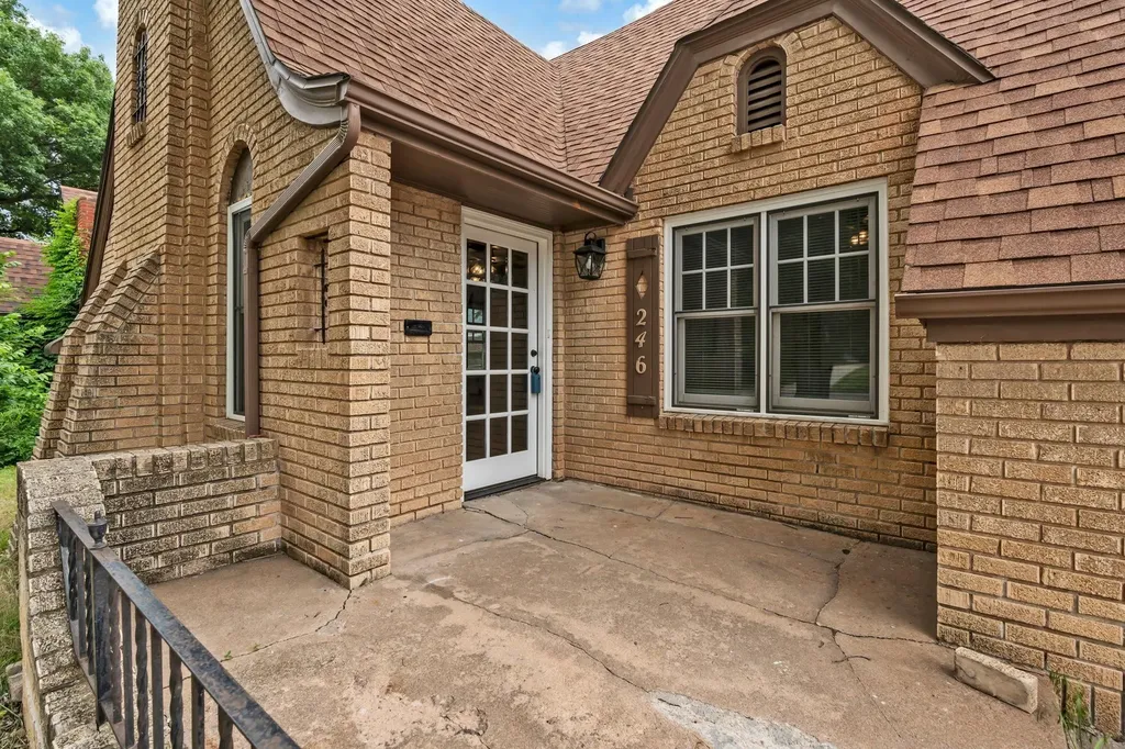 246 N Oliver Avenue Wichita KS 67208