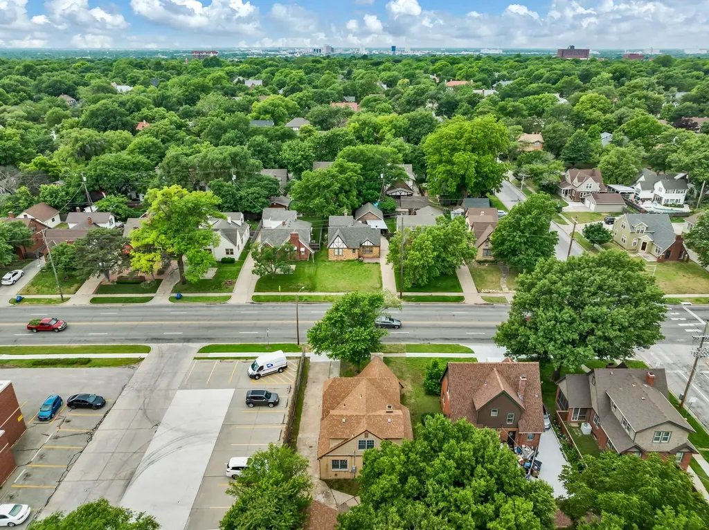 246 N Oliver Avenue Wichita KS 67208