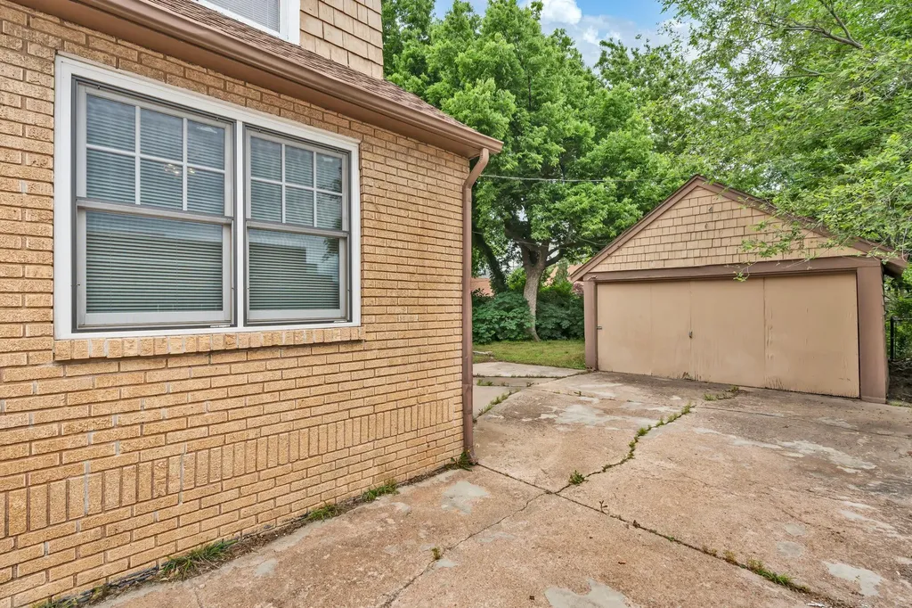 246 N Oliver Avenue Wichita KS 67208