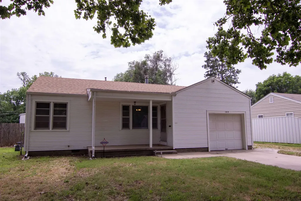 1515 E Alta Wichita KS 67216