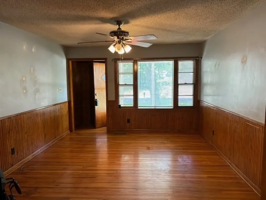 1515 E Alta Wichita KS 67216
