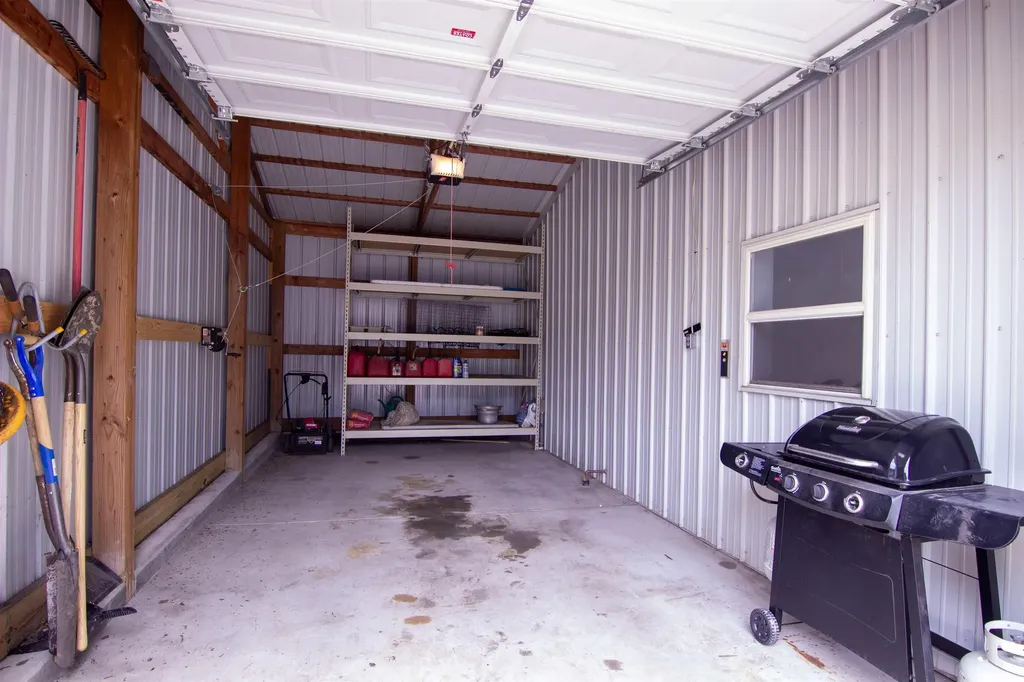 1515 E Alta Wichita KS 67216