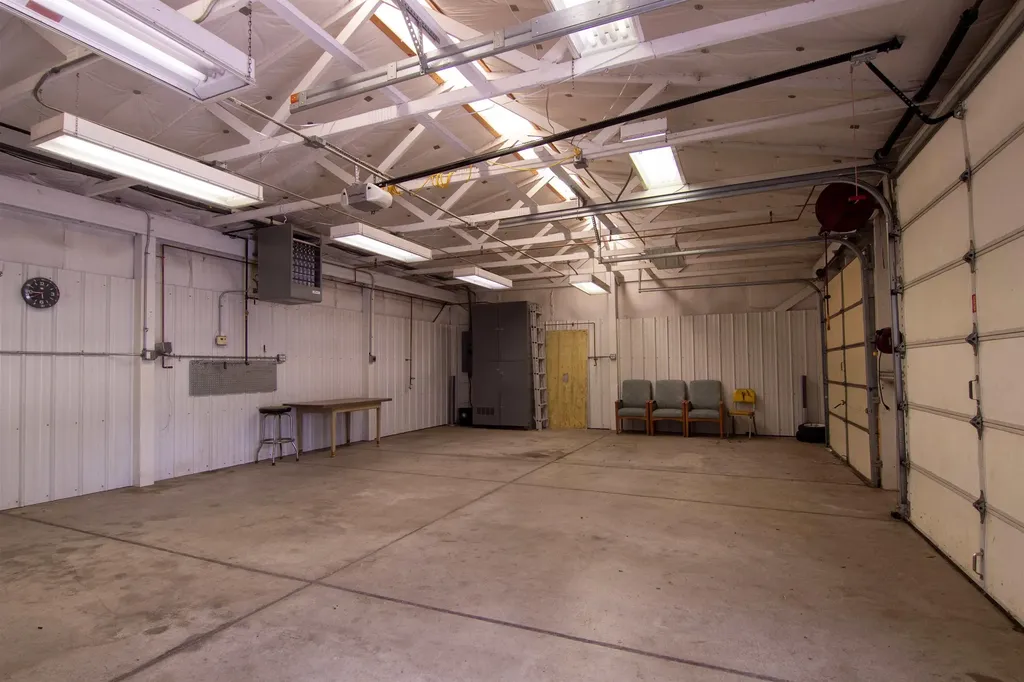 1515 E Alta Wichita KS 67216