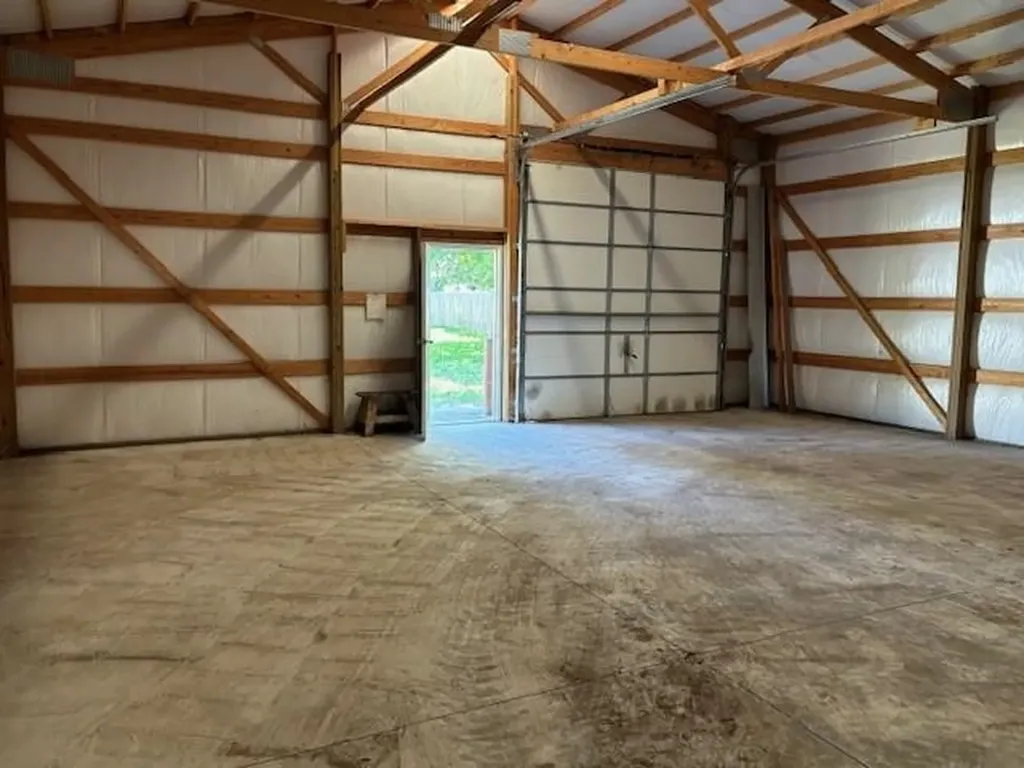 1515 E Alta Wichita KS 67216