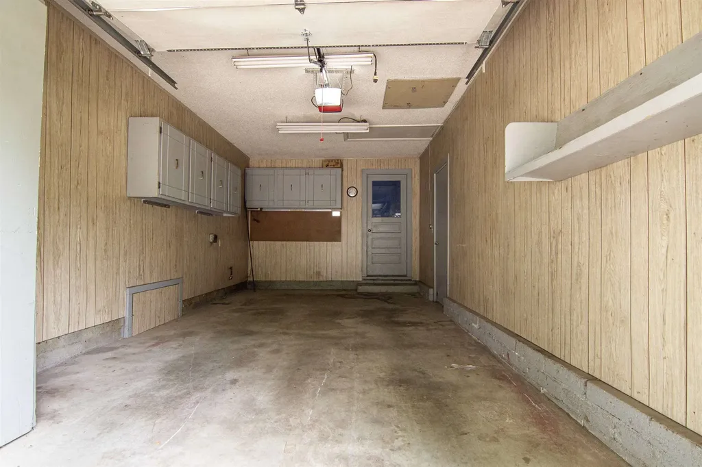 1515 E Alta Wichita KS 67216
