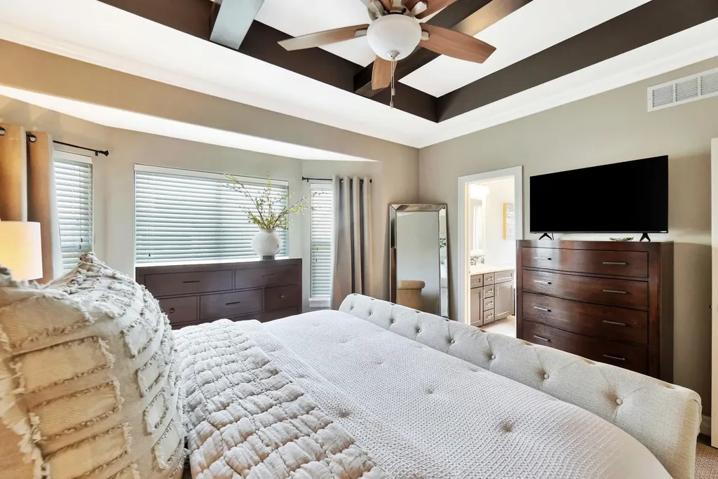 5191 N Cambridge Street Bel Aire KS 67226