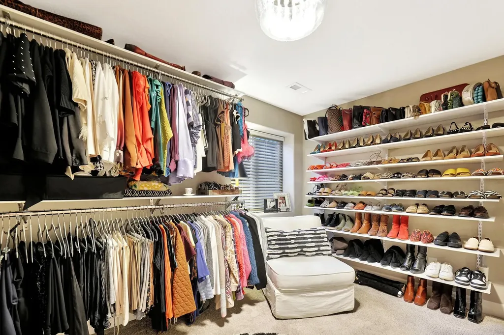 5191 N Cambridge Street Bel Aire KS 67226