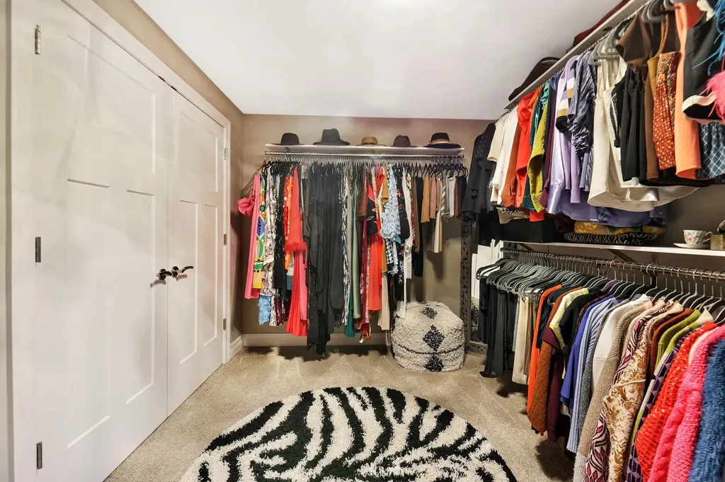 5191 N Cambridge Street Bel Aire KS 67226