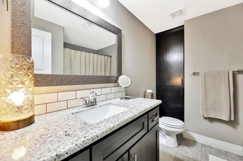 5191 N Cambridge Street Bel Aire KS 67226