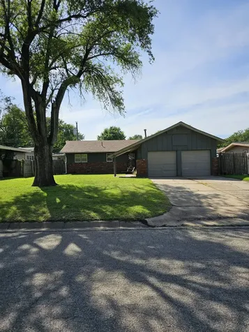 1339 N Pleasantview Derby KS 67037