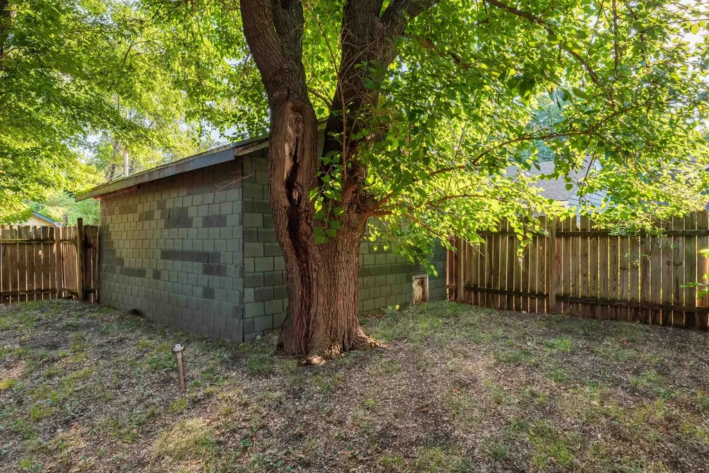 355 S Chautauqua Avenue Wichita KS 67211