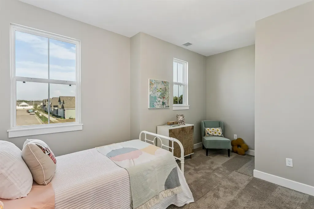 131 S Sunset Drive Andover KS 67002