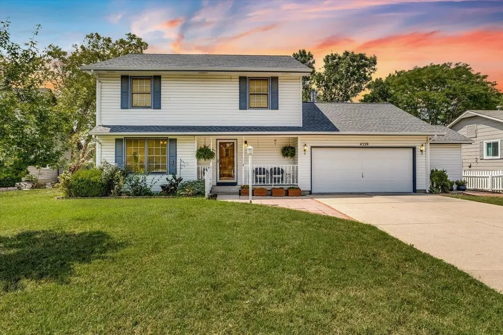 4339 N Eagle Lake Drive Bel Aire KS 67220