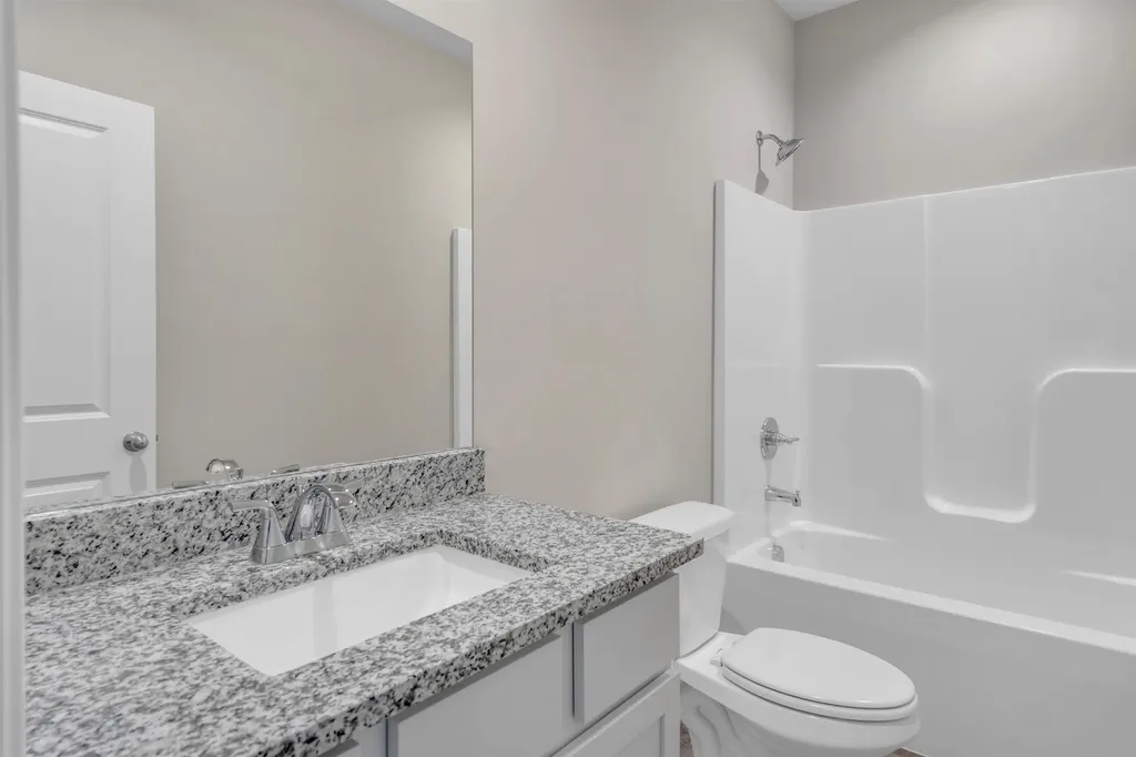 3139 E Highridge Court Park City KS 67219