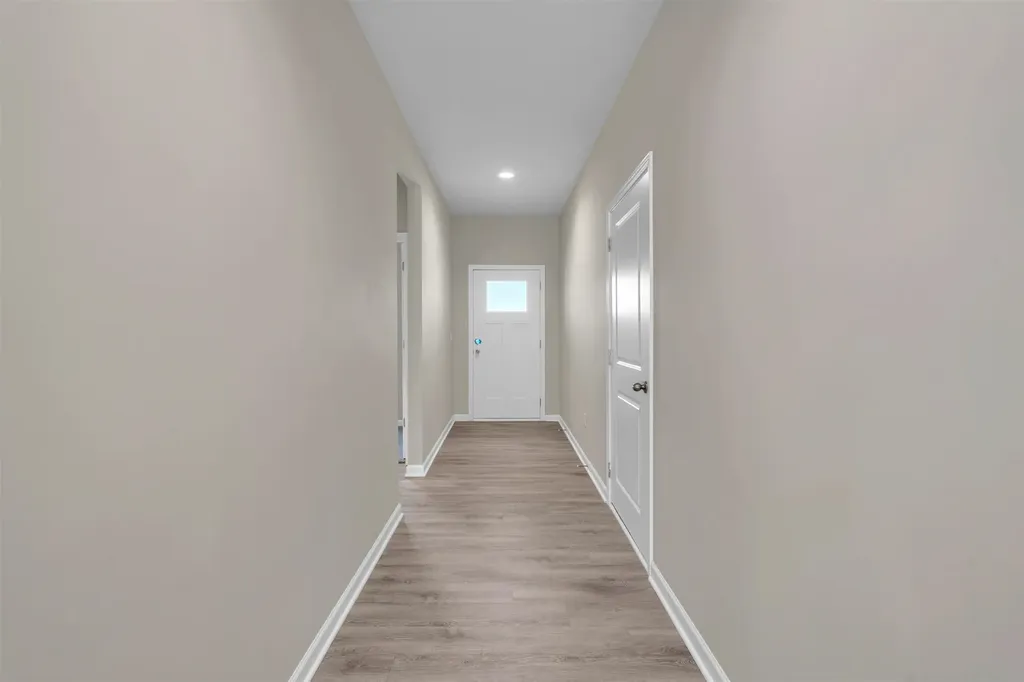 3139 E Highridge Court Park City KS 67219