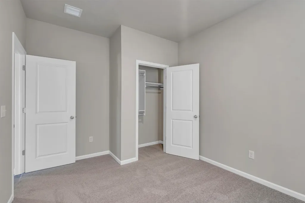 3139 E Highridge Court Park City KS 67219
