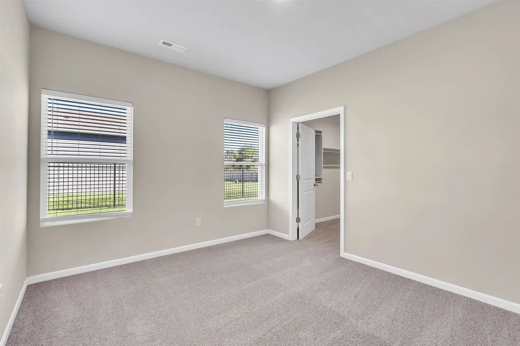 3139 E Highridge Court Park City KS 67219
