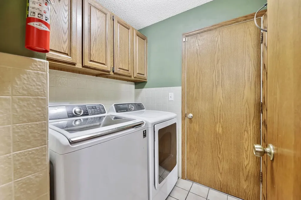 4633 W Whitehall Street Wichita KS 67212