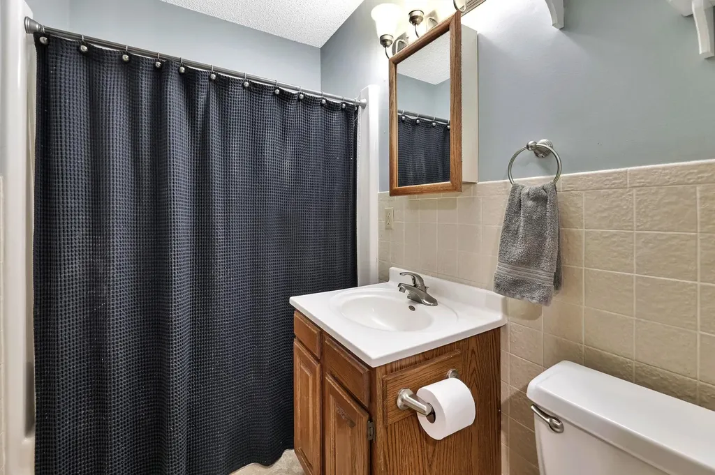 4633 W Whitehall Street Wichita KS 67212